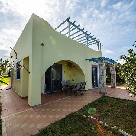 Villa Diana 테브로노이티스 외부 사진